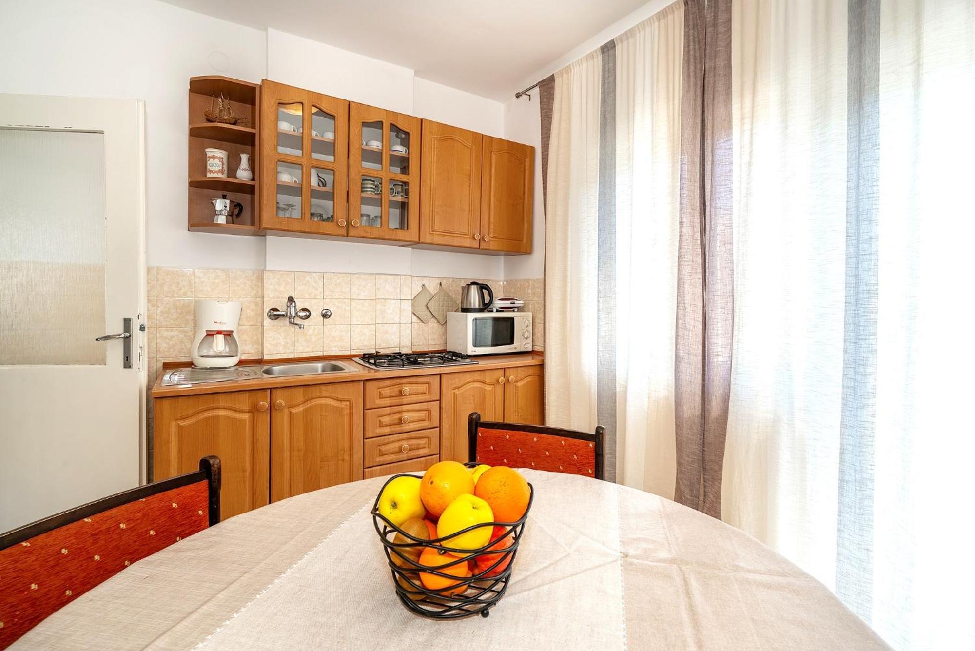 Apartments Nada & Ivan With Terrace Baška Esterno foto